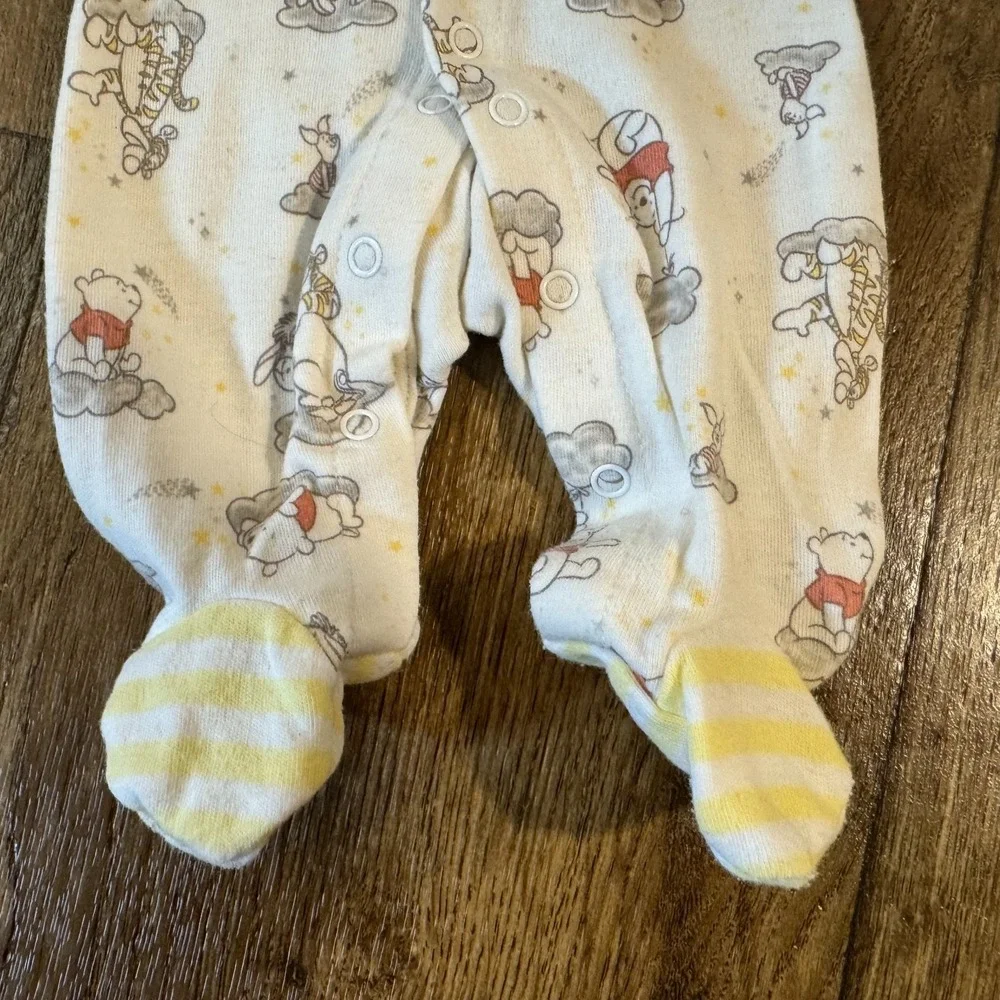 Disney Baby Bundle Preemie Winnie Pooh Outfit Hat Gender Neutral Yellow